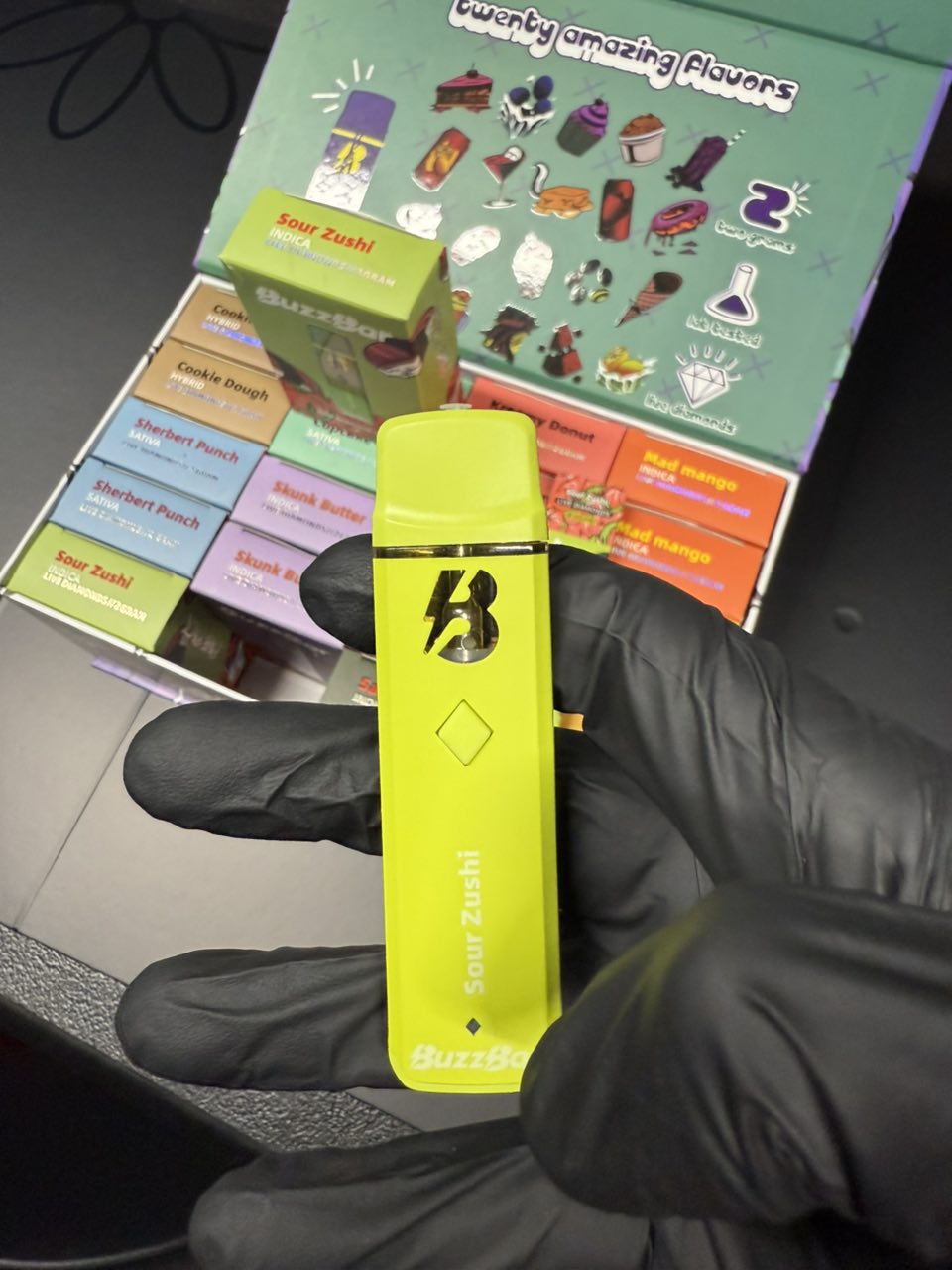 BUZZBAR 2G Disposable Vape Pen Buzzbar