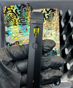 Indulge in the epitome of luxury vaping with the High Class Society Disposable.