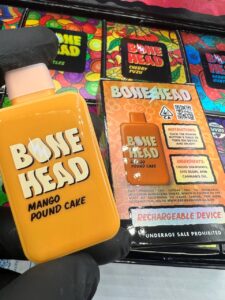 Packed with a massive battery and a 6ml e-liquid capacity, the Bone Head 2G Disposable is built to last. This isn't a sneak-a-puff device; this is a all-day powerhouse.