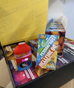 Revolutionize Your Vape Experience with the GOLD COAST CLEAR Disposable Dual Chamber Flavor Flip!