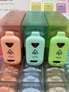 Experience the SMOOTHIE BAR BLEND 2G Disposable. Featuring a revolutionary dual-tank system filled with pure Liquid Live Diamonds for unmatched flavor & potency. All-in-one convenience. Shop the premium fusion now.